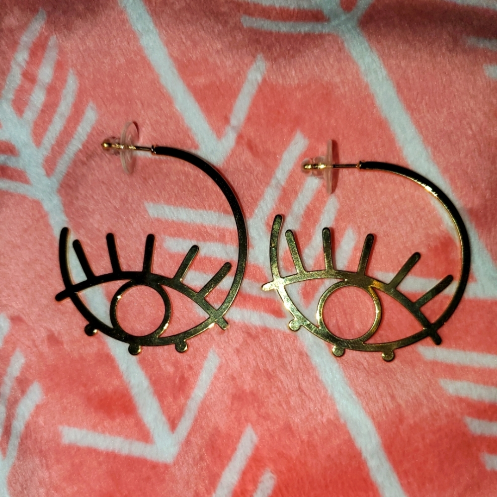 Melania Clara Soul Searching Earrings